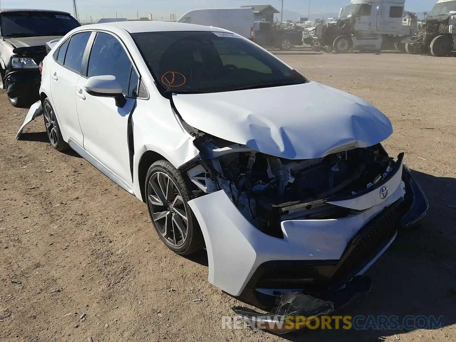 1 Photograph of a damaged car 5YFS4RCE5LP026614 TOYOTA COROLLA 2020