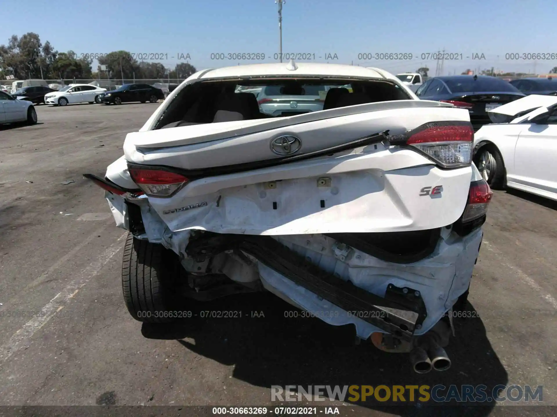 6 Photograph of a damaged car 5YFS4RCE5LP026743 TOYOTA COROLLA 2020