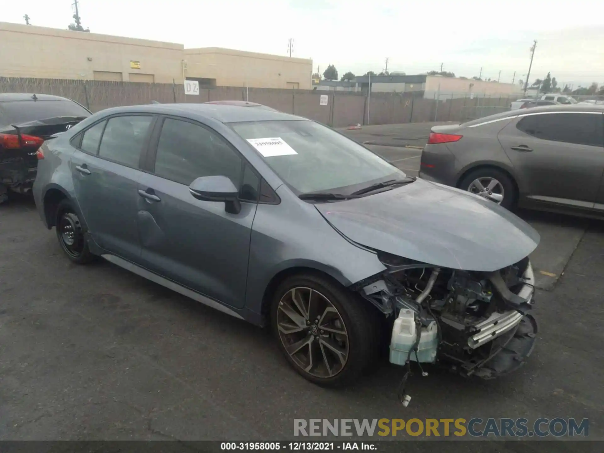 1 Photograph of a damaged car 5YFS4RCE5LP030694 TOYOTA COROLLA 2020