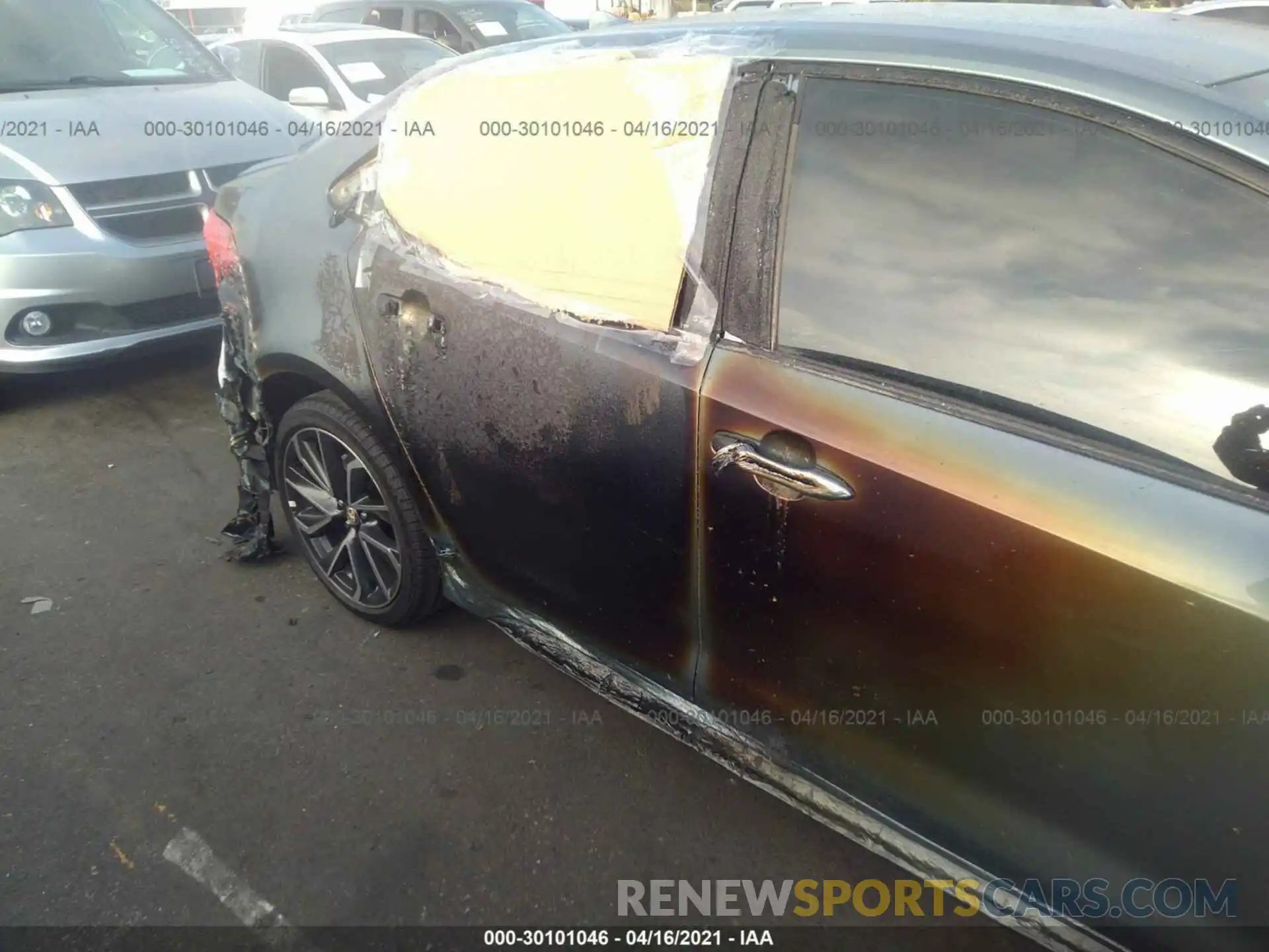 6 Photograph of a damaged car 5YFS4RCE5LP032963 TOYOTA COROLLA 2020