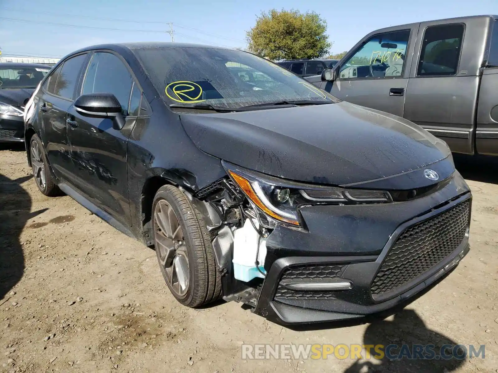 1 Photograph of a damaged car 5YFS4RCE5LP034552 TOYOTA COROLLA 2020