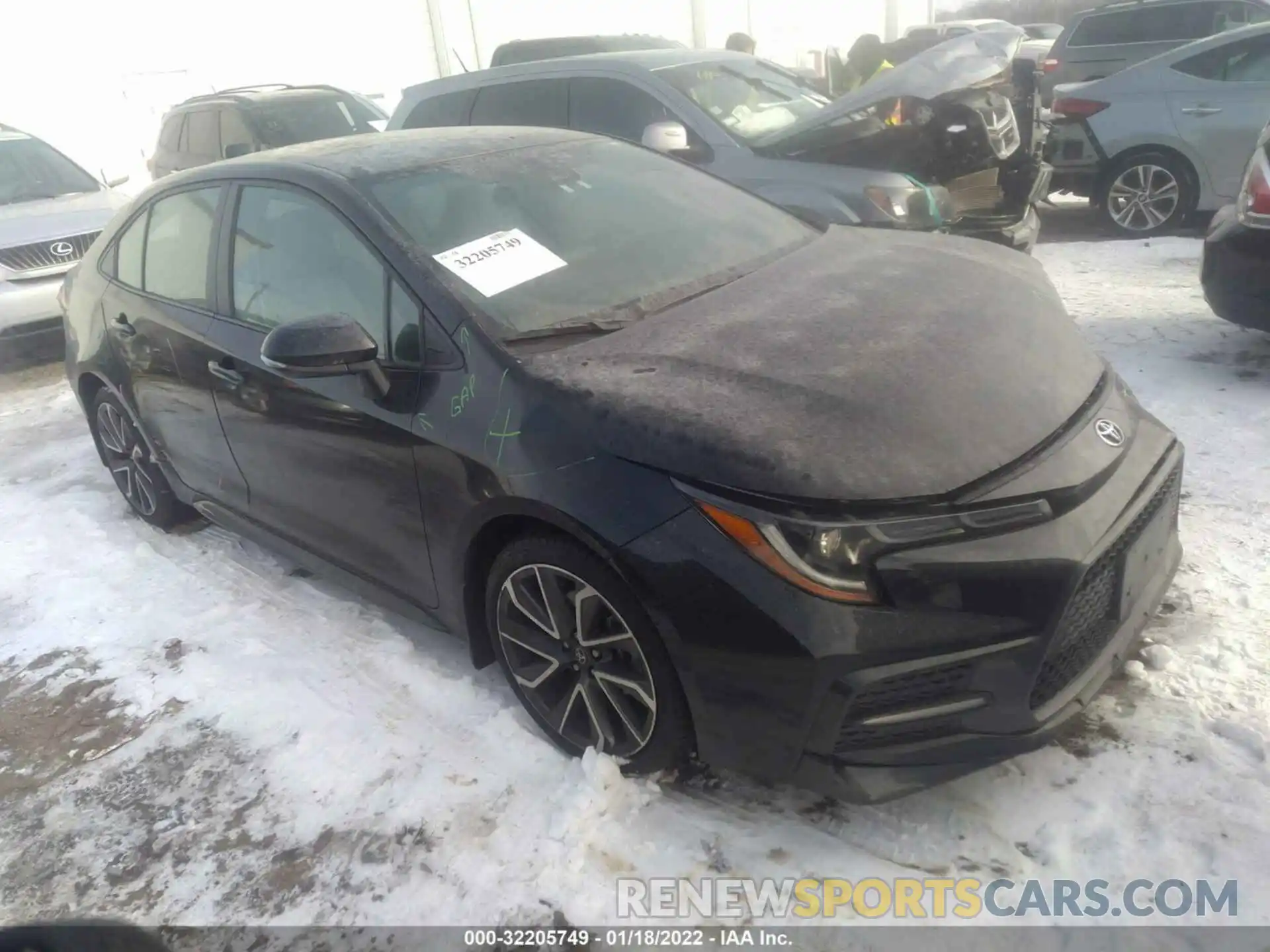 1 Photograph of a damaged car 5YFS4RCE5LP035006 TOYOTA COROLLA 2020