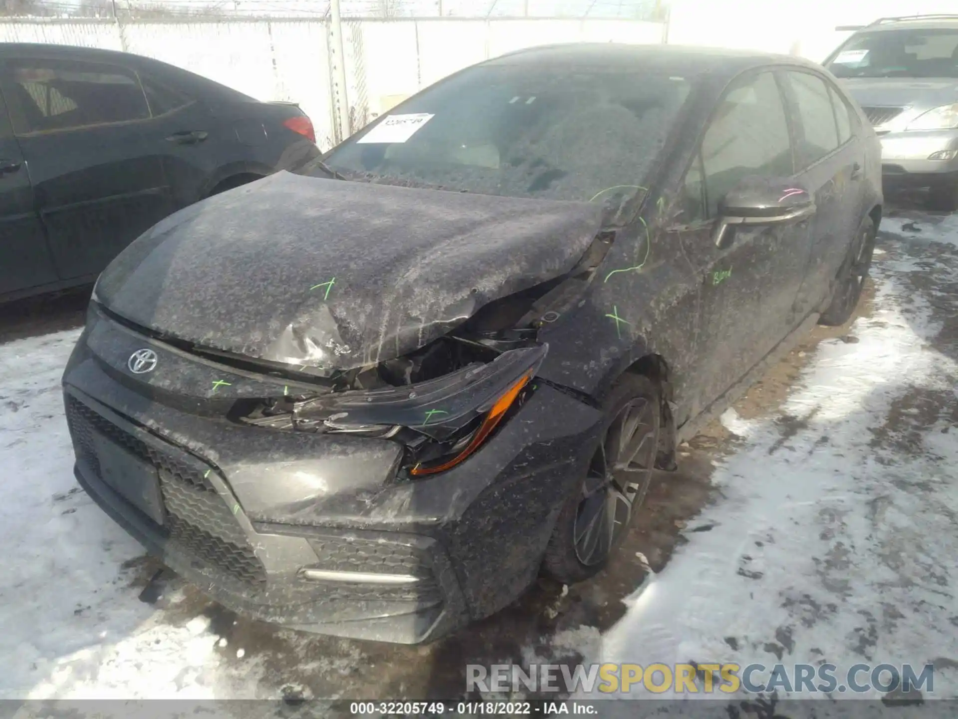 6 Photograph of a damaged car 5YFS4RCE5LP035006 TOYOTA COROLLA 2020