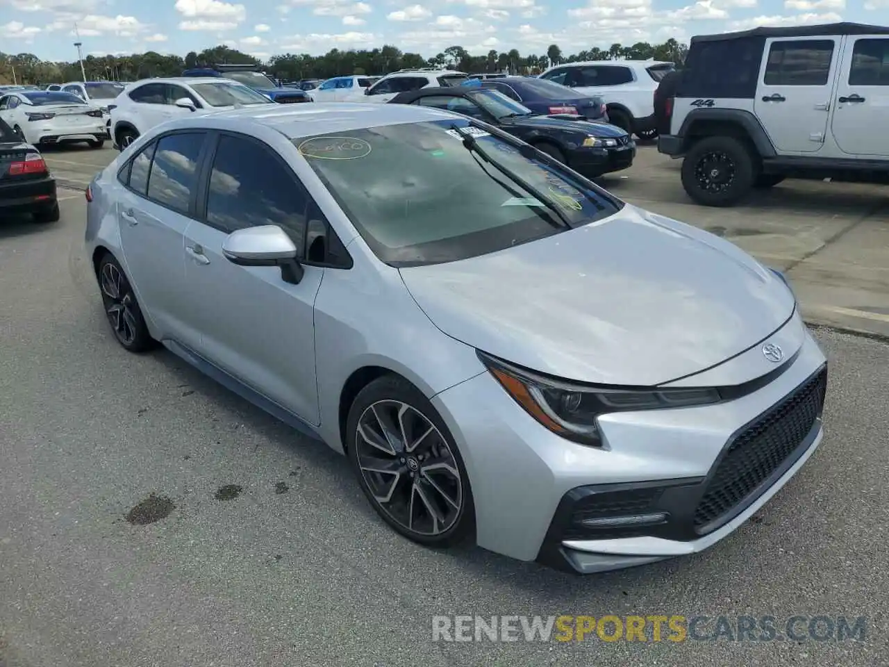 9 Photograph of a damaged car 5YFS4RCE5LP035202 TOYOTA COROLLA 2020