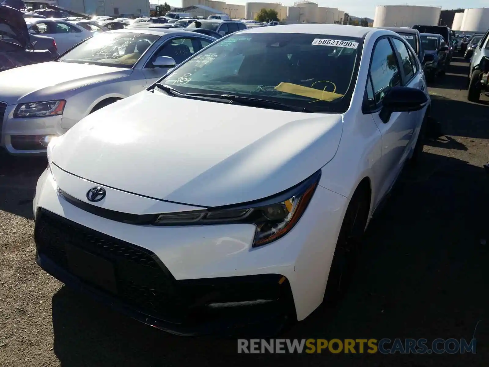 2 Photograph of a damaged car 5YFS4RCE5LP036737 TOYOTA COROLLA 2020