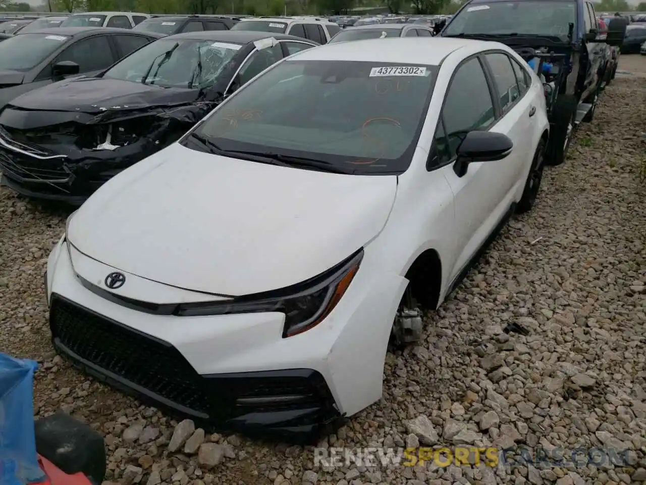 2 Photograph of a damaged car 5YFS4RCE5LP038763 TOYOTA COROLLA 2020