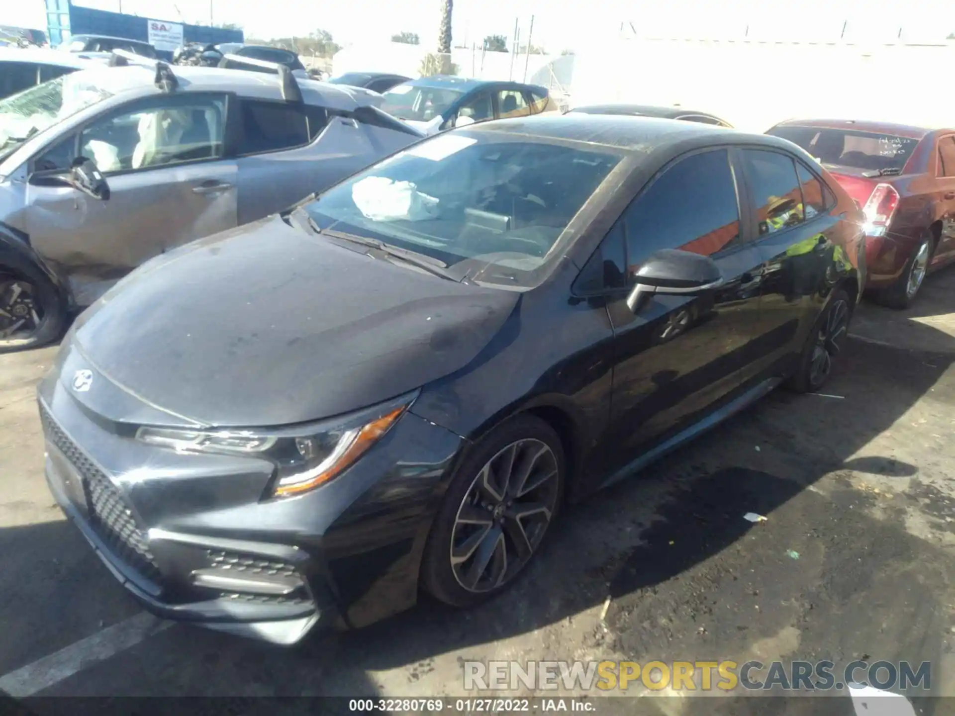 2 Photograph of a damaged car 5YFS4RCE5LP039296 TOYOTA COROLLA 2020