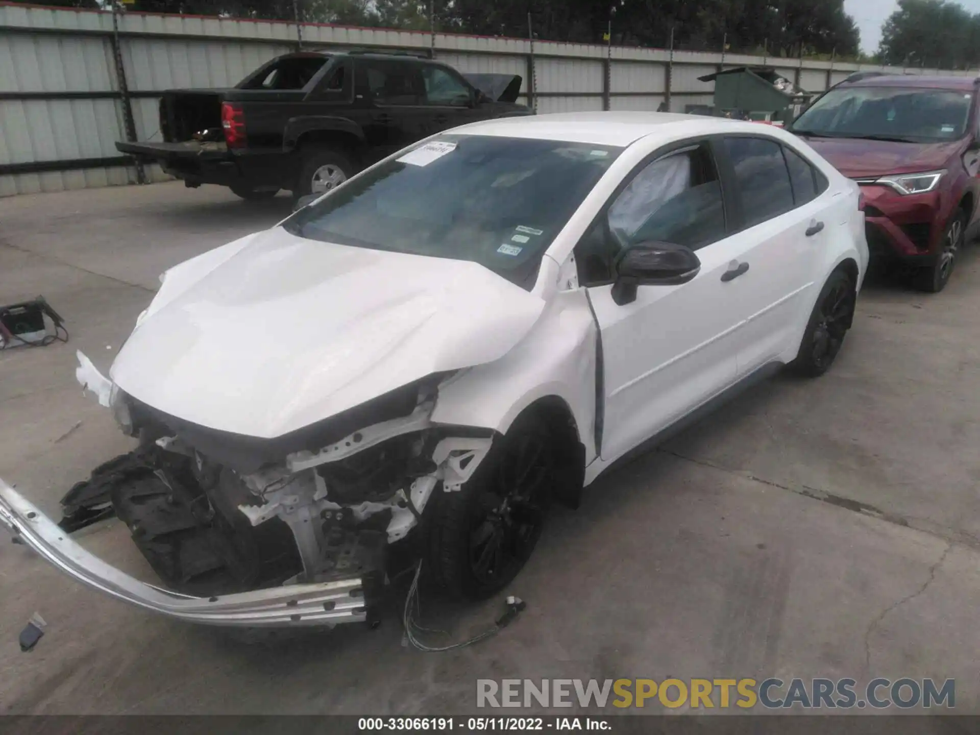 2 Photograph of a damaged car 5YFS4RCE5LP039525 TOYOTA COROLLA 2020