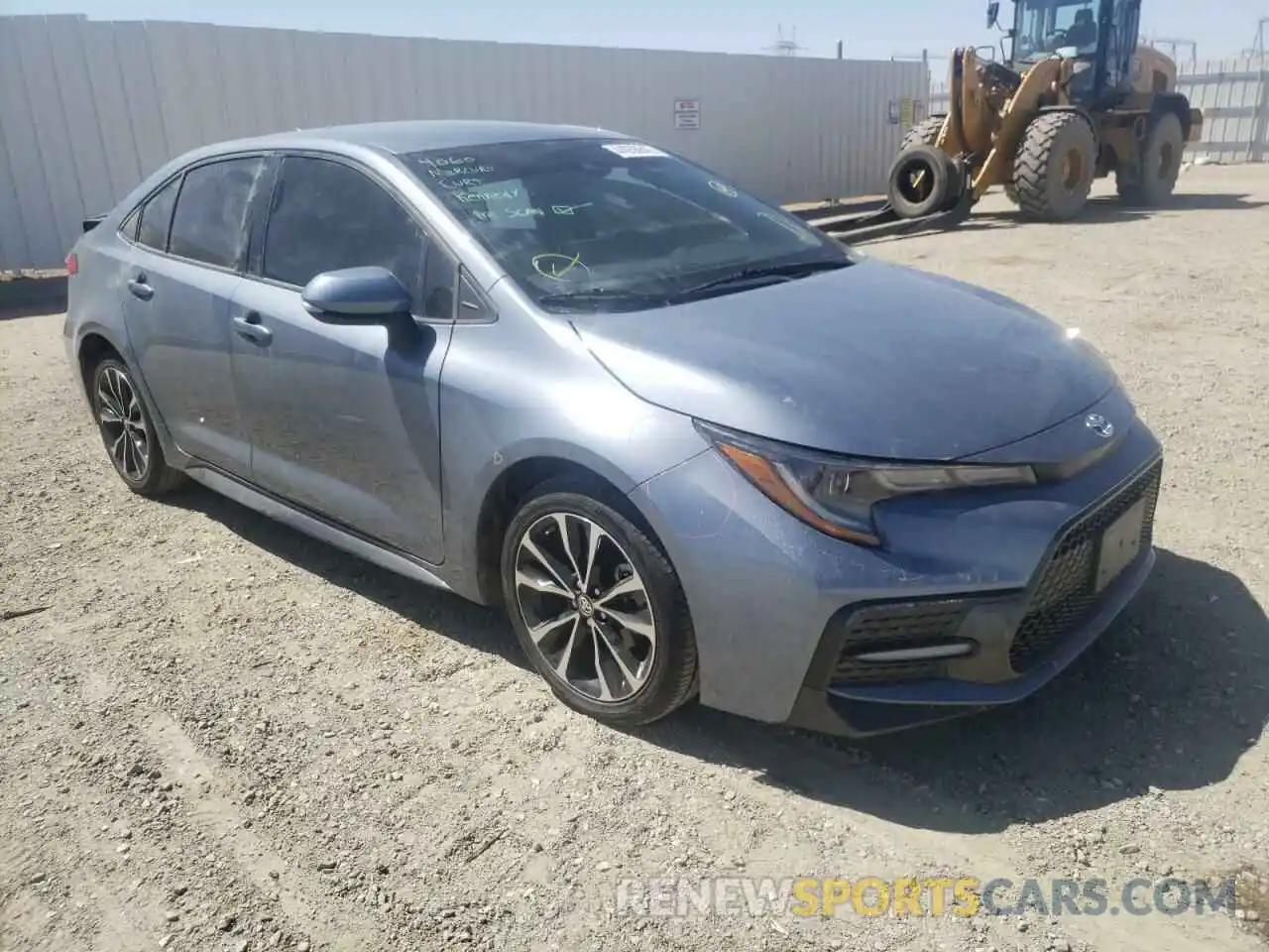 1 Photograph of a damaged car 5YFS4RCE5LP039704 TOYOTA COROLLA 2020