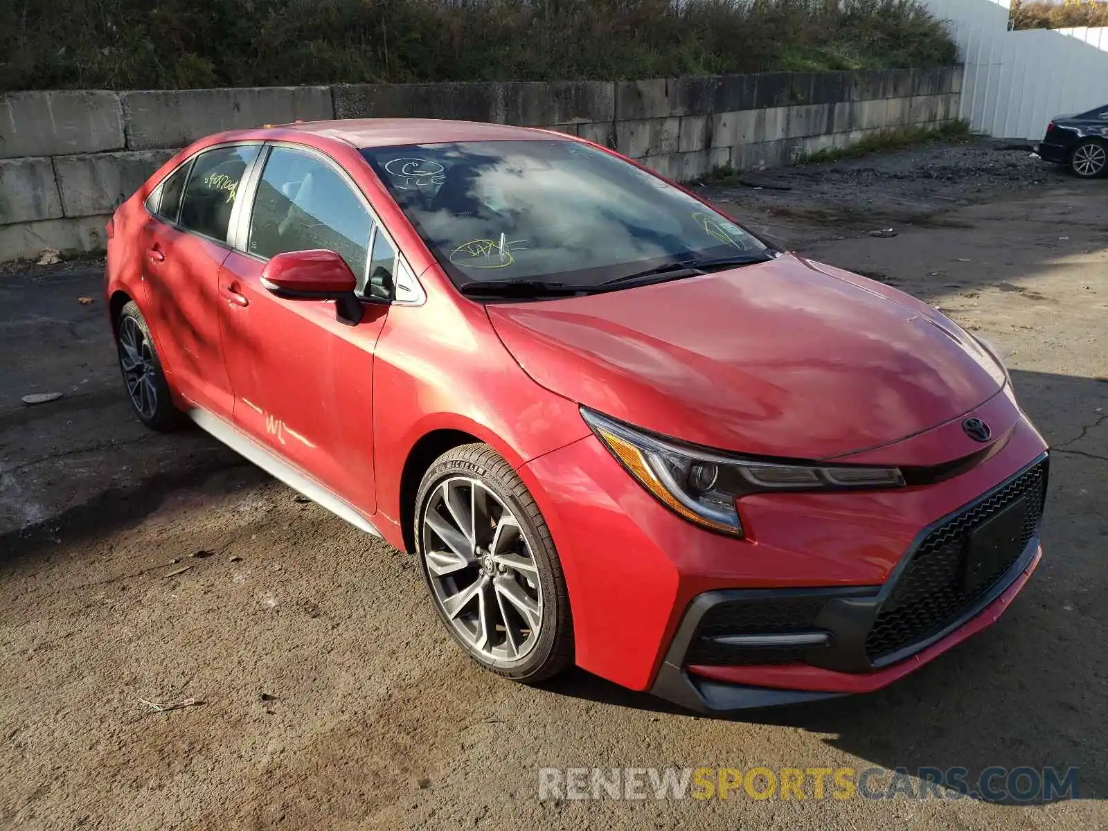 1 Photograph of a damaged car 5YFS4RCE5LP039816 TOYOTA COROLLA 2020