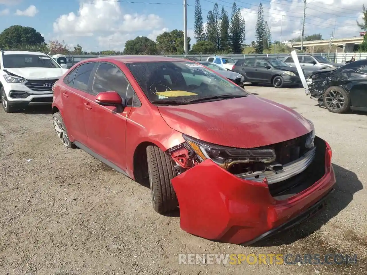 1 Photograph of a damaged car 5YFS4RCE5LP043008 TOYOTA COROLLA 2020