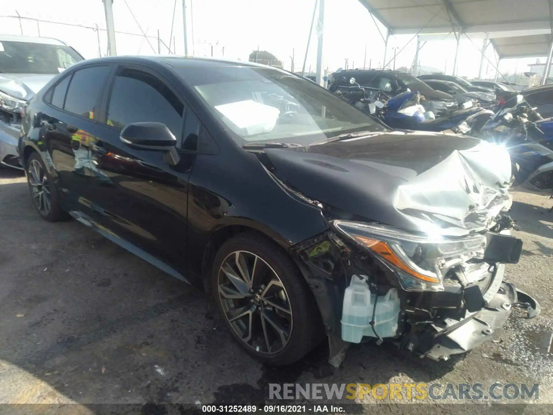 1 Photograph of a damaged car 5YFS4RCE5LP043672 TOYOTA COROLLA 2020