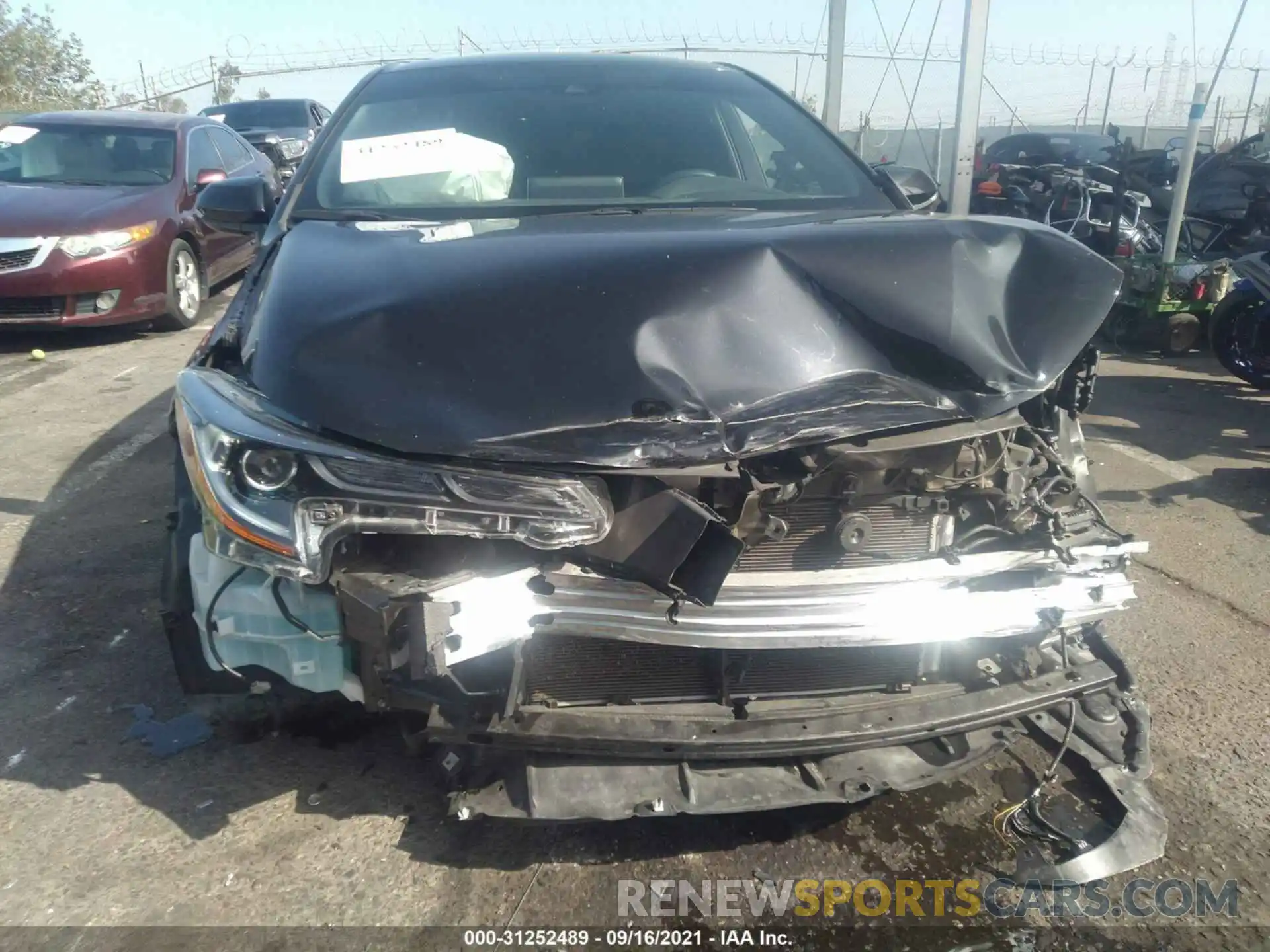 6 Photograph of a damaged car 5YFS4RCE5LP043672 TOYOTA COROLLA 2020