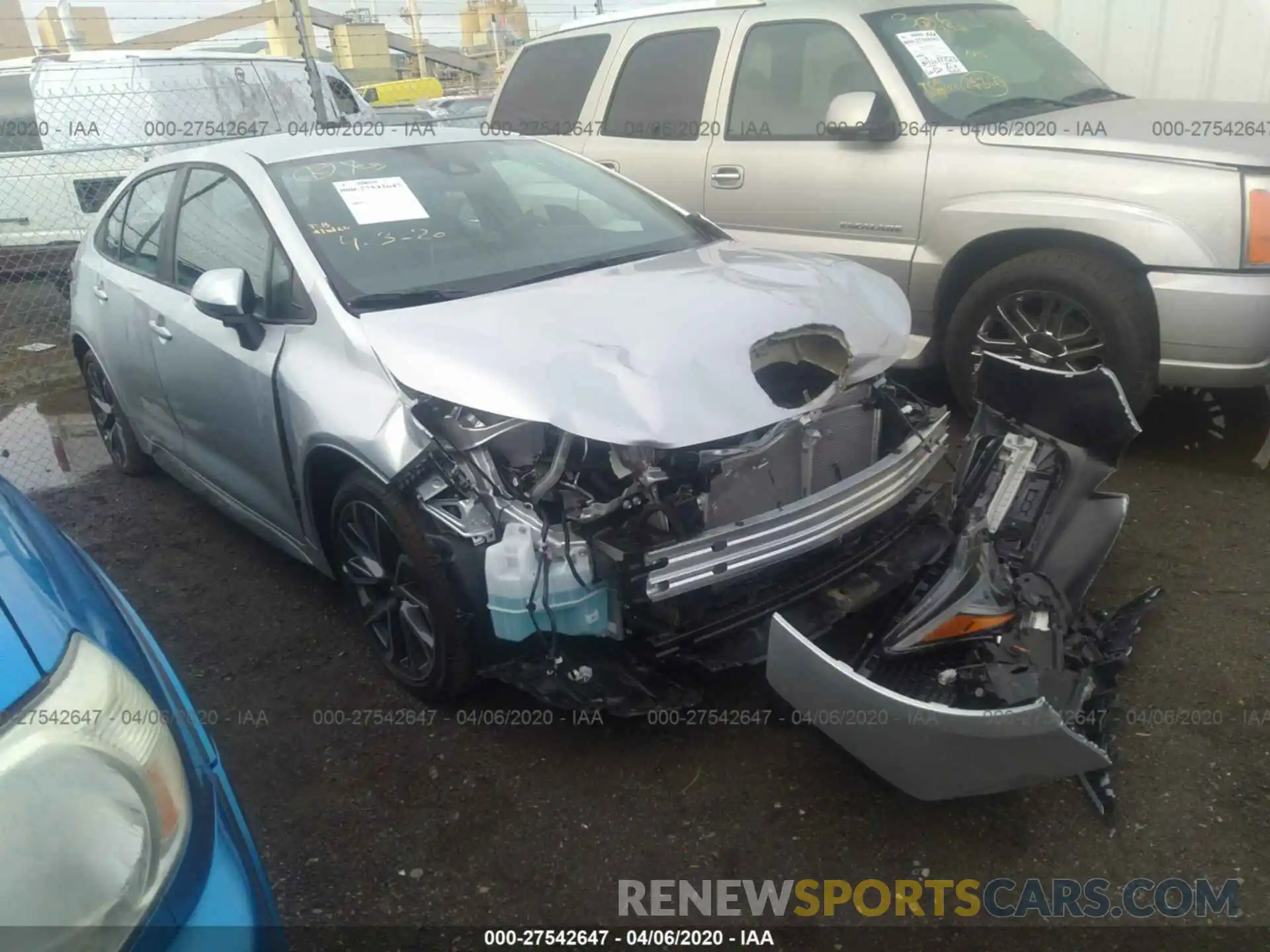 1 Photograph of a damaged car 5YFS4RCE5LP044126 TOYOTA COROLLA 2020