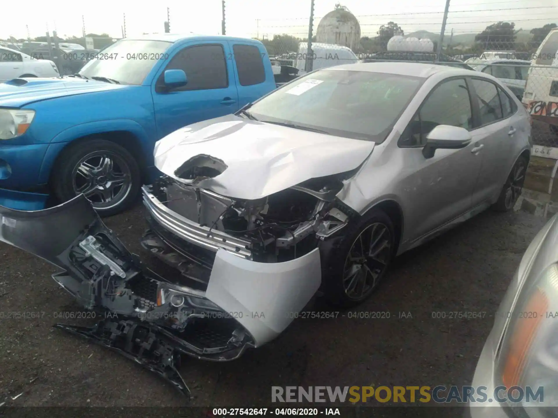 2 Photograph of a damaged car 5YFS4RCE5LP044126 TOYOTA COROLLA 2020