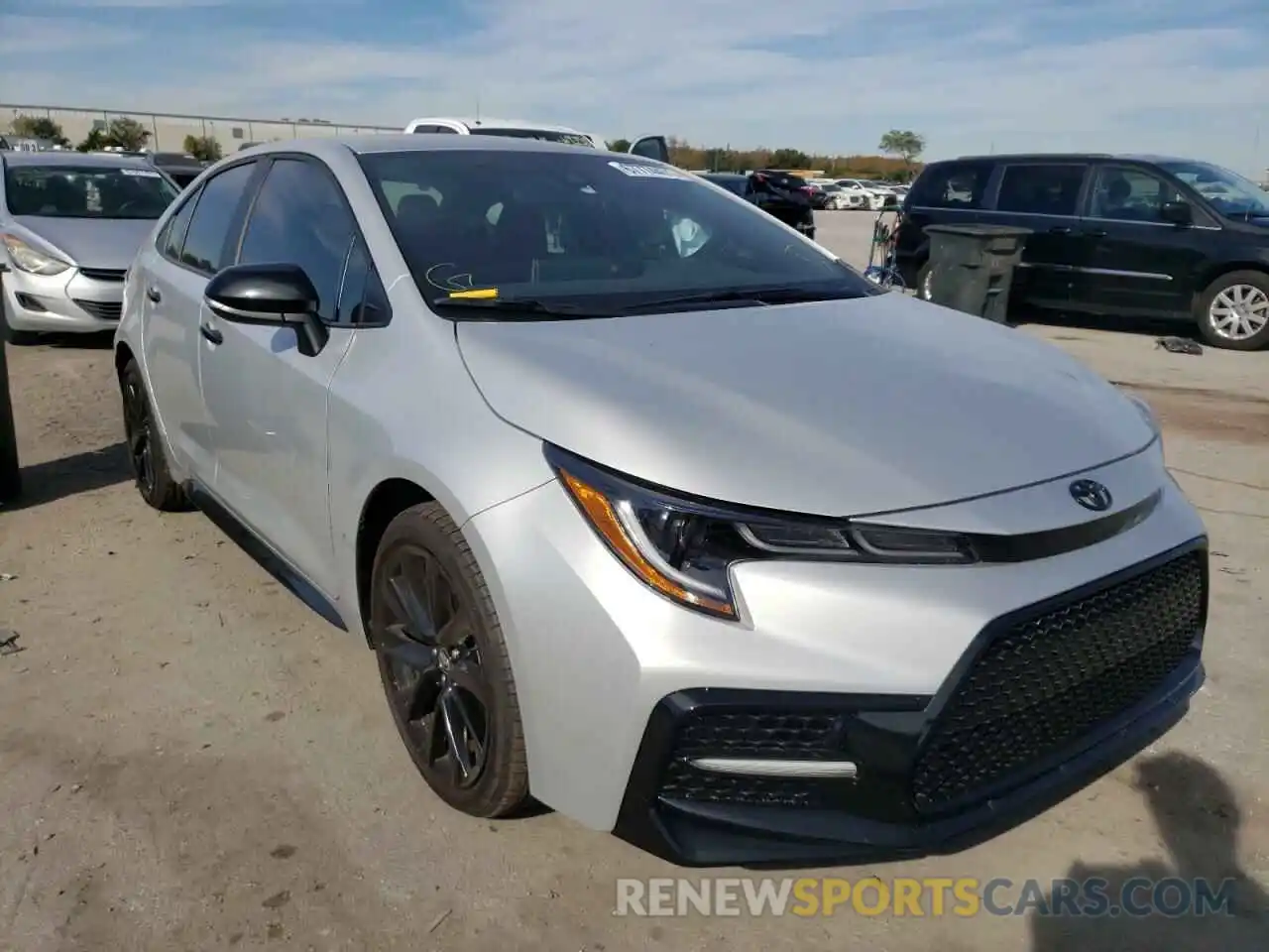 1 Photograph of a damaged car 5YFS4RCE5LP045034 TOYOTA COROLLA 2020