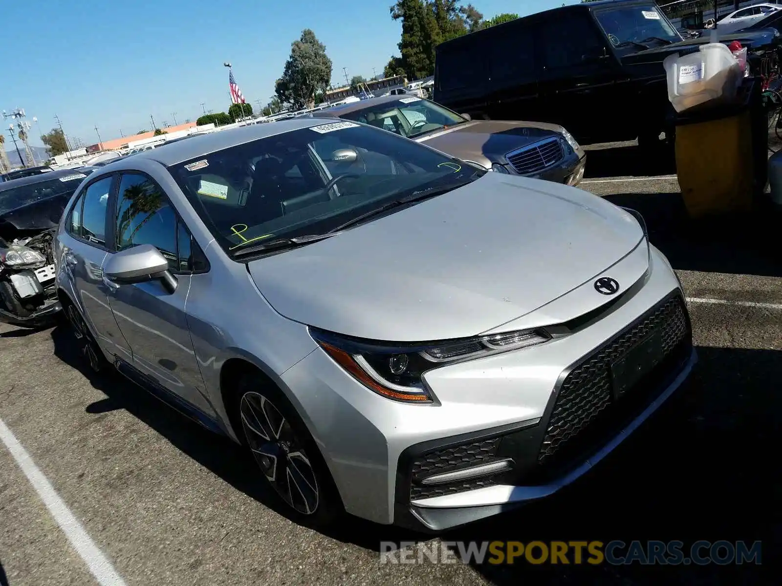 1 Photograph of a damaged car 5YFS4RCE5LP046572 TOYOTA COROLLA 2020