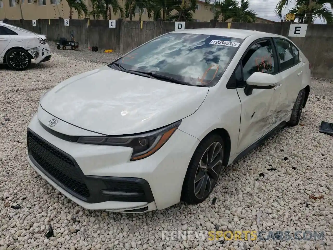 2 Photograph of a damaged car 5YFS4RCE5LP047513 TOYOTA COROLLA 2020