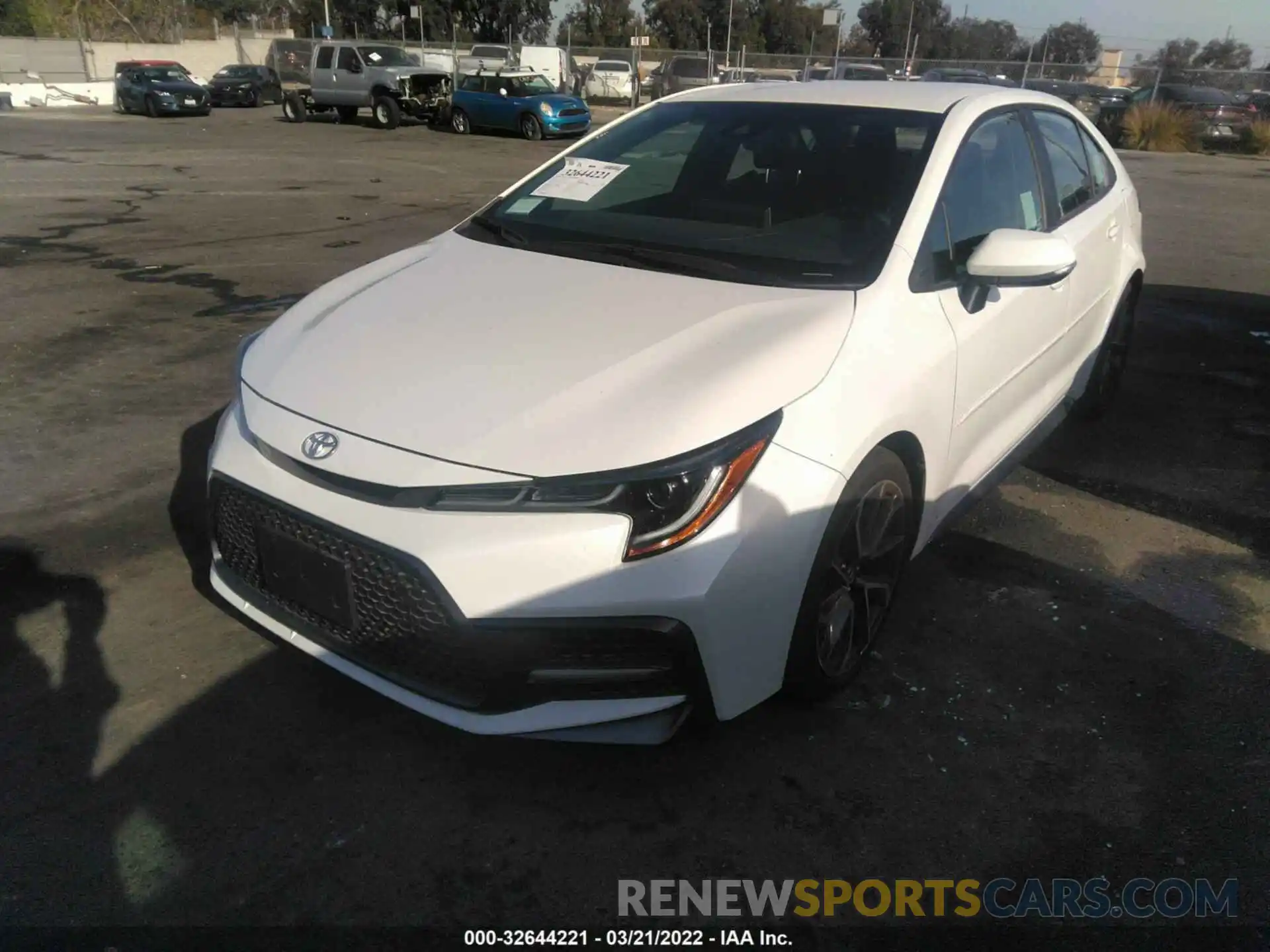 2 Photograph of a damaged car 5YFS4RCE5LP047947 TOYOTA COROLLA 2020