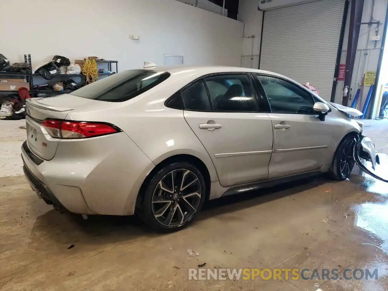 3 Photograph of a damaged car 5YFS4RCE5LP049021 TOYOTA COROLLA 2020