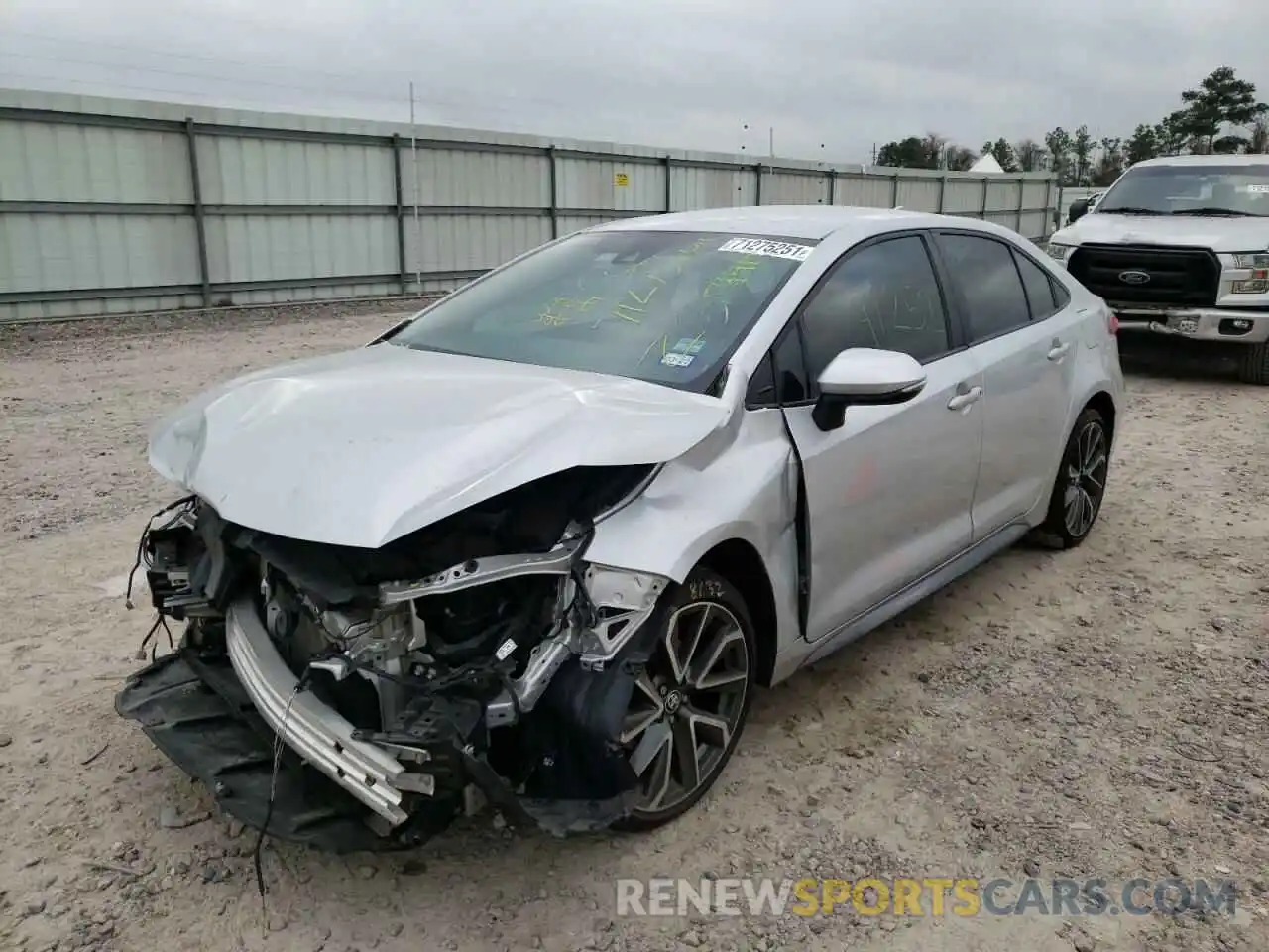 2 Photograph of a damaged car 5YFS4RCE5LP050220 TOYOTA COROLLA 2020