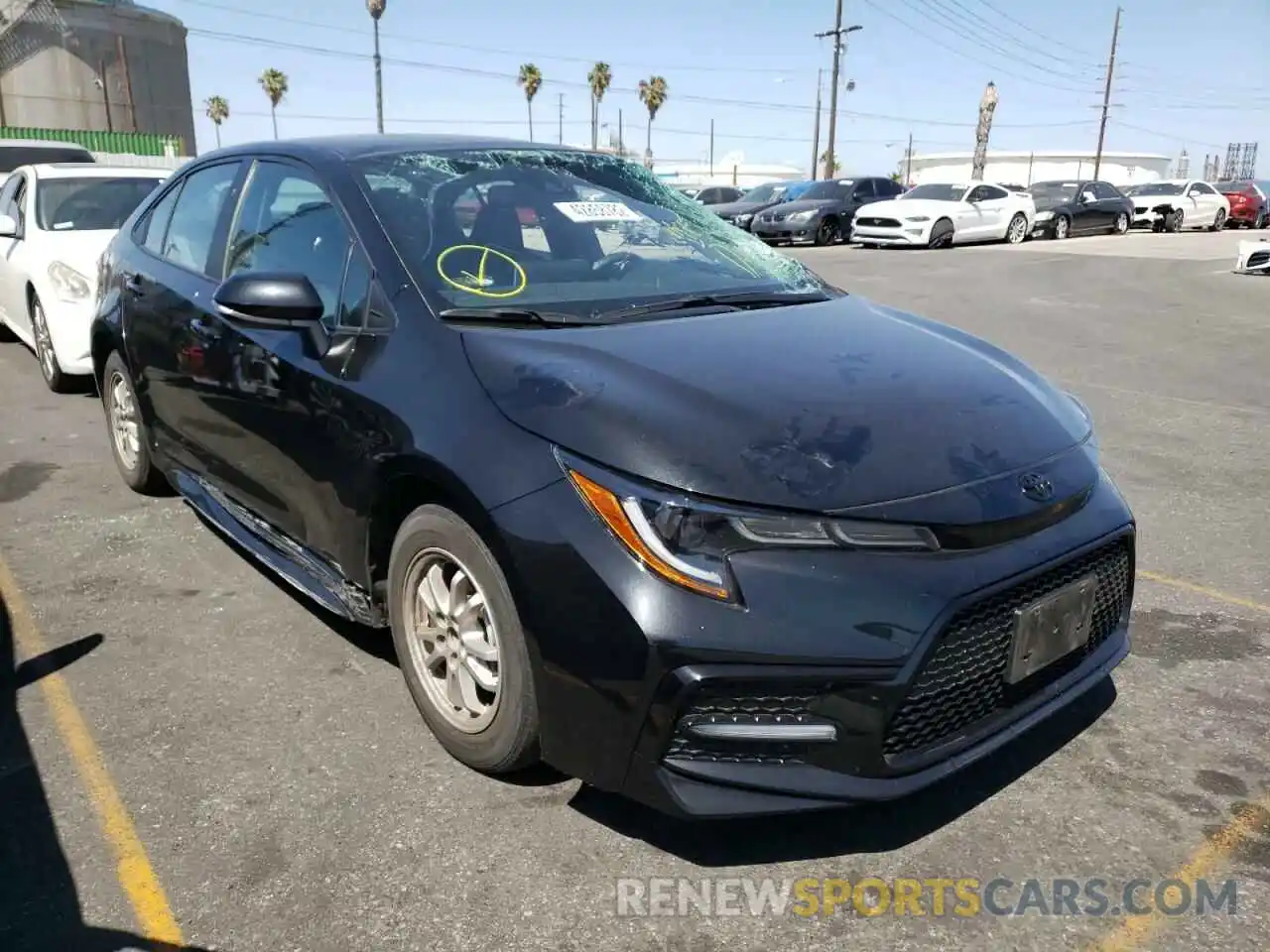 1 Photograph of a damaged car 5YFS4RCE5LP051643 TOYOTA COROLLA 2020