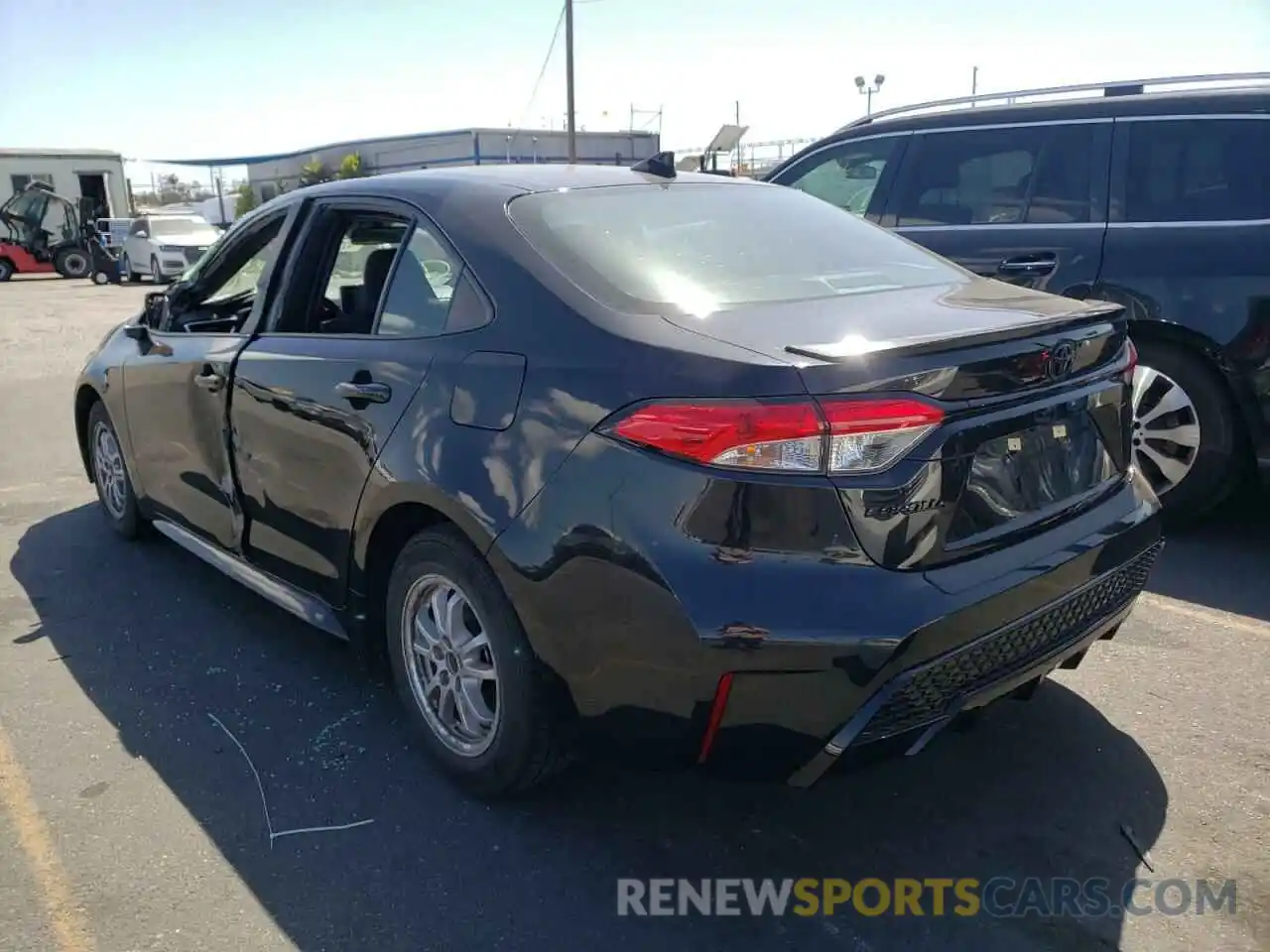 3 Photograph of a damaged car 5YFS4RCE5LP051643 TOYOTA COROLLA 2020