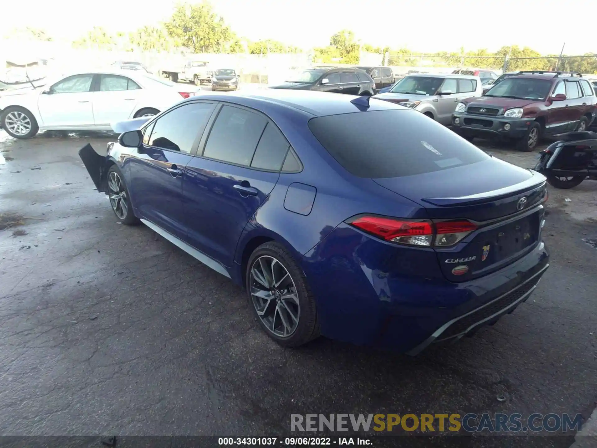 3 Photograph of a damaged car 5YFS4RCE5LP053764 TOYOTA COROLLA 2020