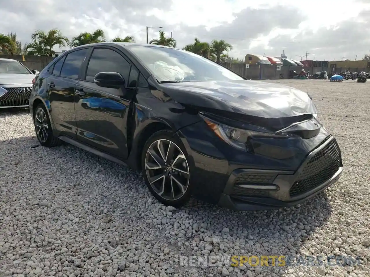 1 Photograph of a damaged car 5YFS4RCE5LP054817 TOYOTA COROLLA 2020