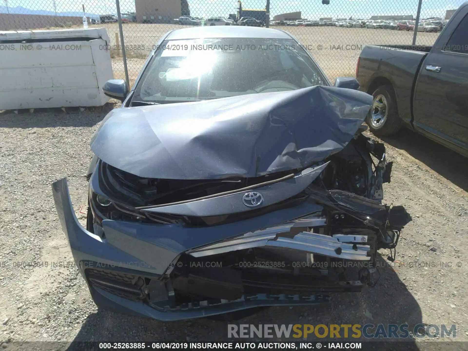 6 Photograph of a damaged car 5YFS4RCE6LP003164 TOYOTA COROLLA 2020