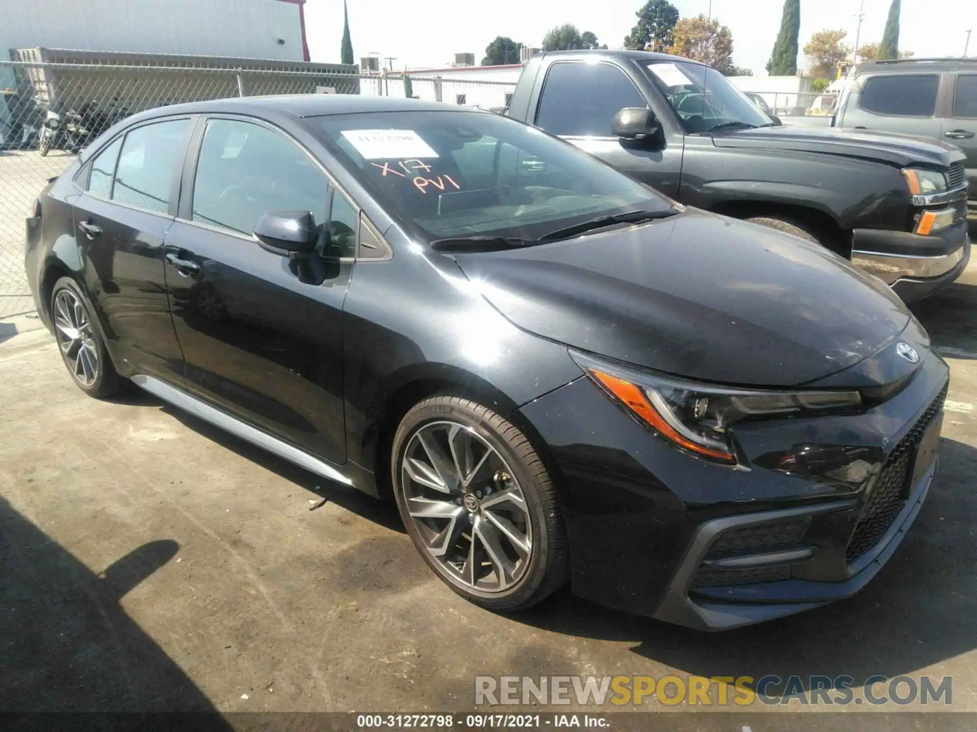 1 Photograph of a damaged car 5YFS4RCE6LP004461 TOYOTA COROLLA 2020