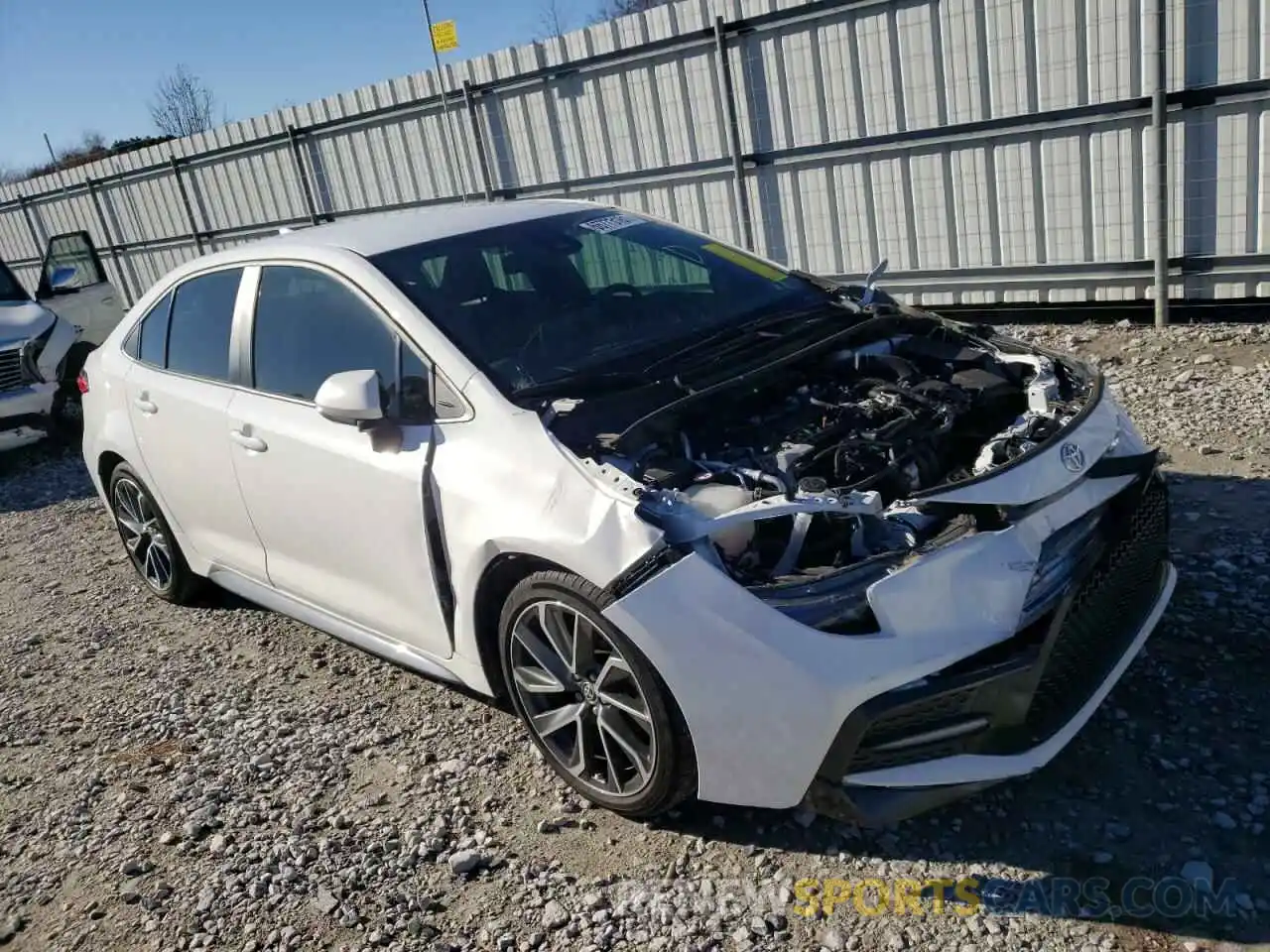 1 Photograph of a damaged car 5YFS4RCE6LP005366 TOYOTA COROLLA 2020