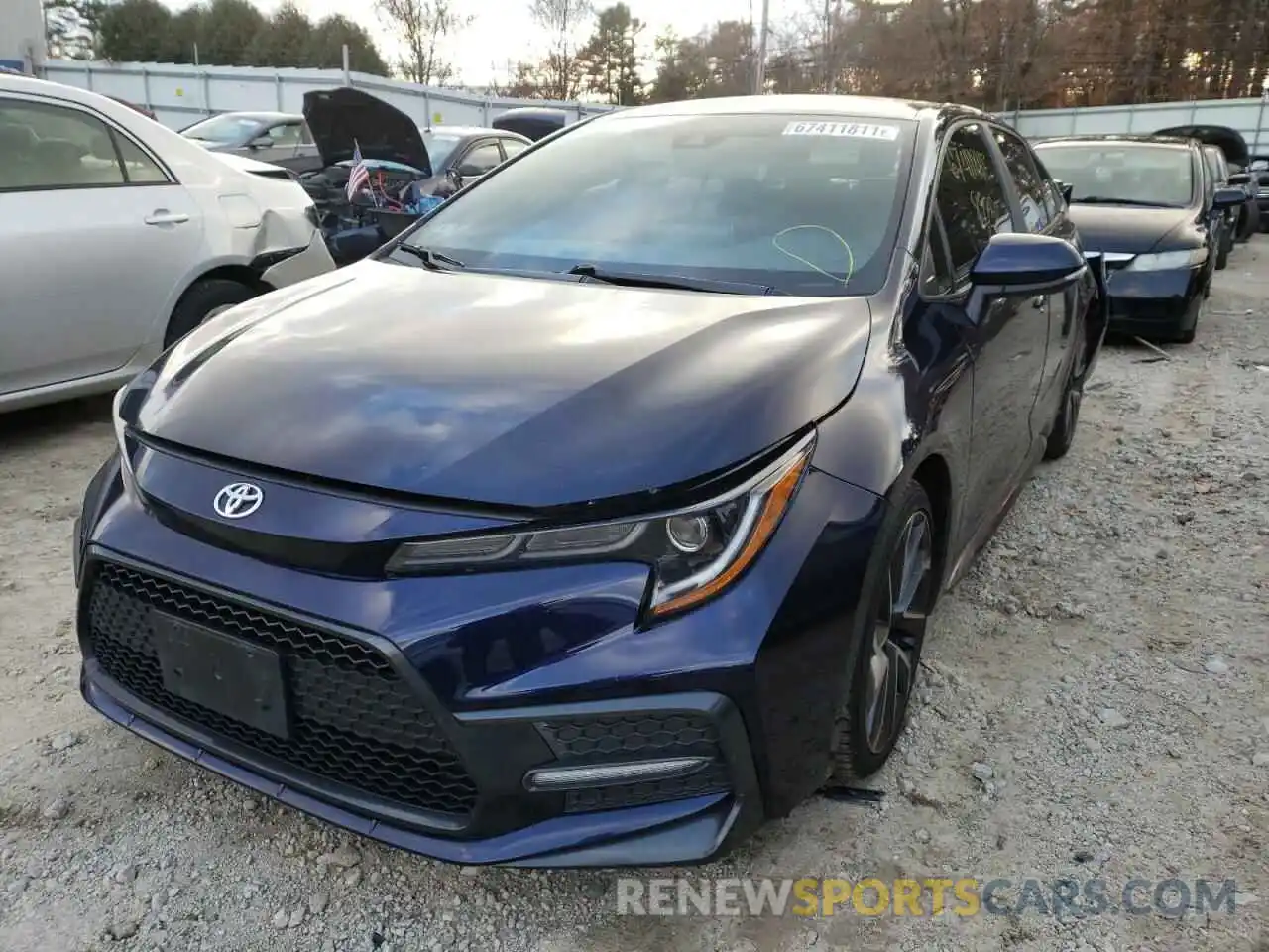 2 Photograph of a damaged car 5YFS4RCE6LP008137 TOYOTA COROLLA 2020