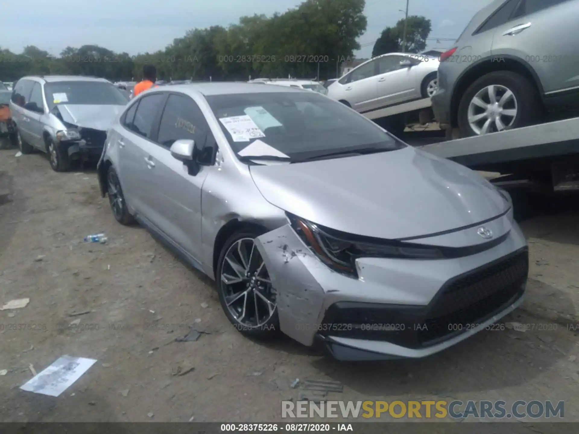 1 Photograph of a damaged car 5YFS4RCE6LP008204 TOYOTA COROLLA 2020