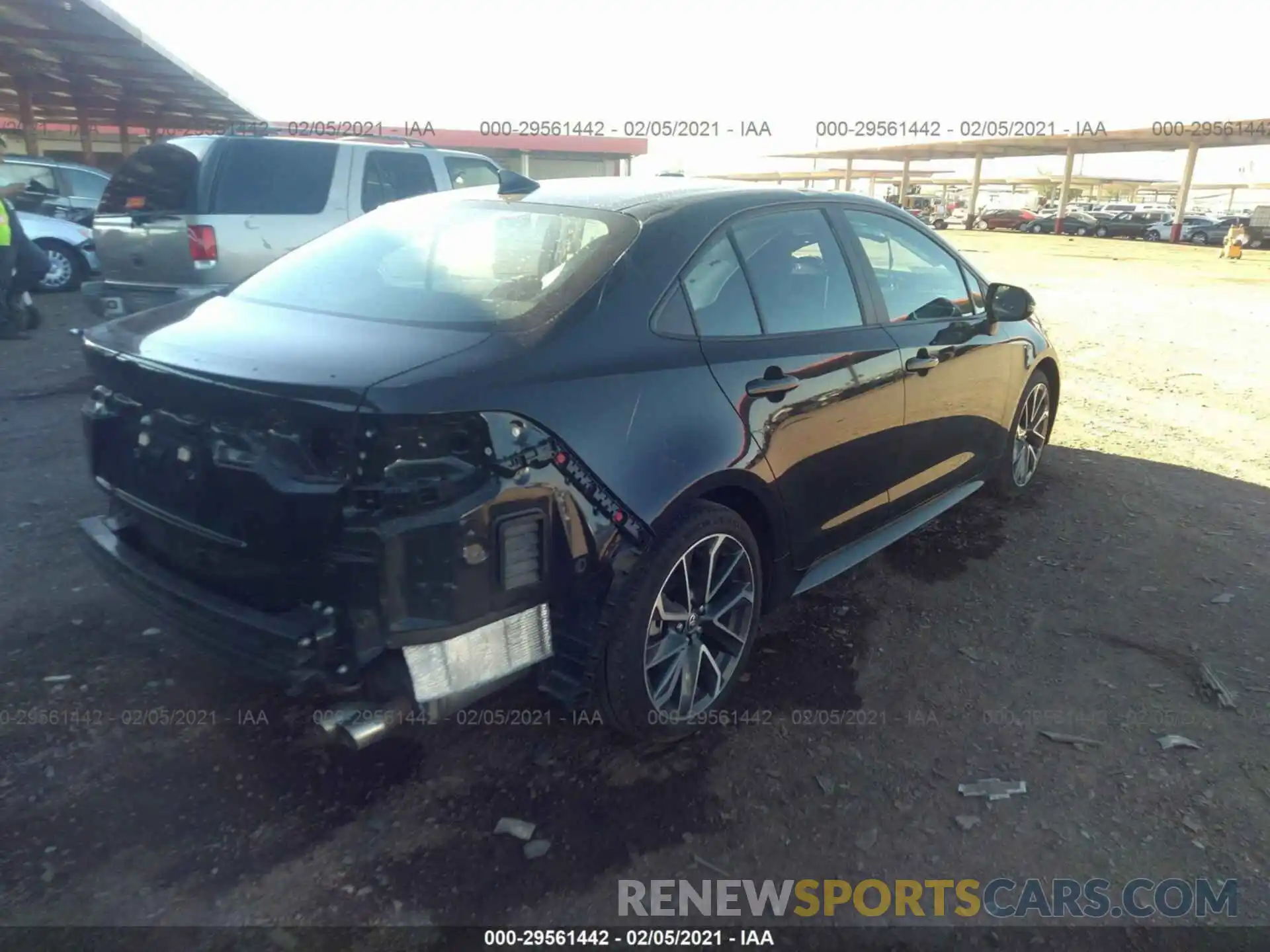 4 Photograph of a damaged car 5YFS4RCE6LP014634 TOYOTA COROLLA 2020