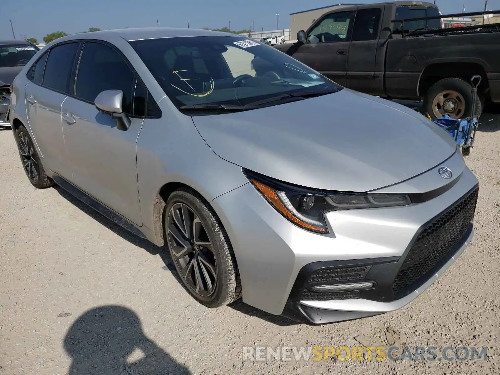 1 Photograph of a damaged car 5YFS4RCE6LP014665 TOYOTA COROLLA 2020