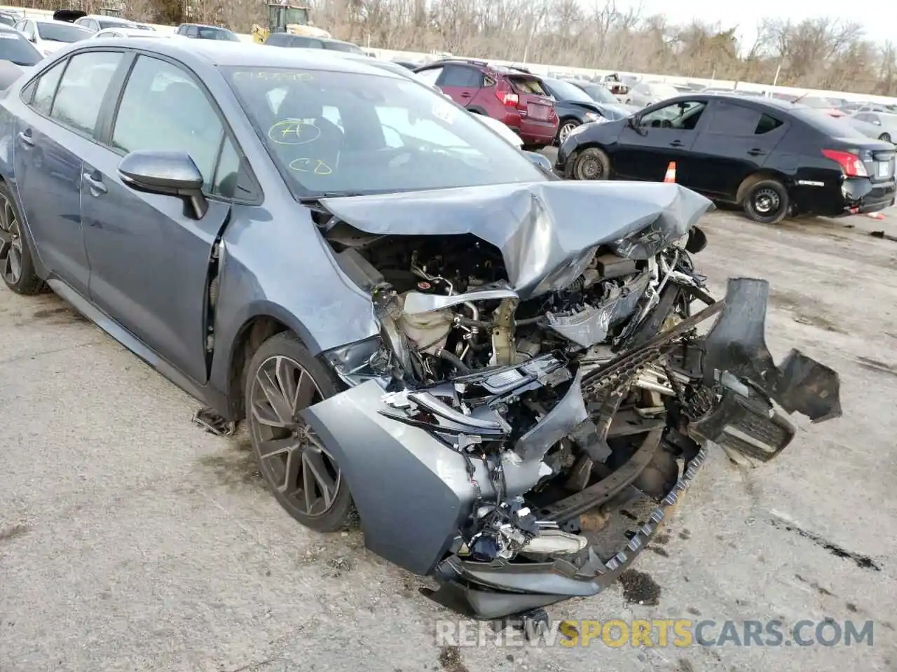 9 Photograph of a damaged car 5YFS4RCE6LP015590 TOYOTA COROLLA 2020