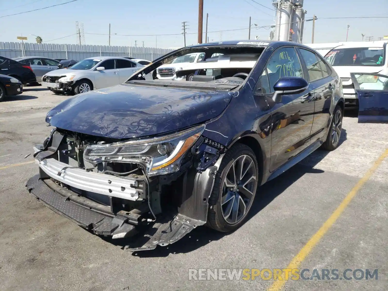 2 Photograph of a damaged car 5YFS4RCE6LP015959 TOYOTA COROLLA 2020