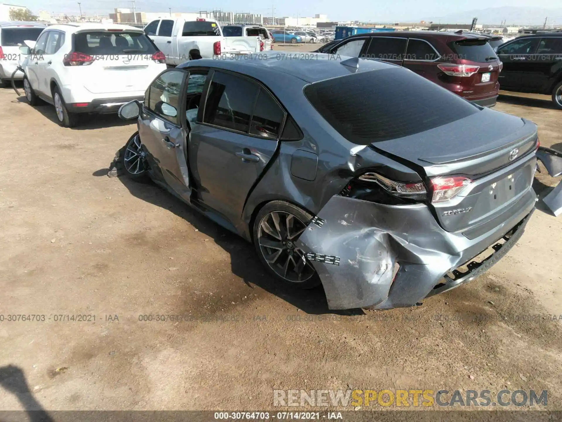 3 Photograph of a damaged car 5YFS4RCE6LP019302 TOYOTA COROLLA 2020