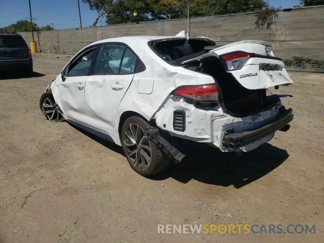 3 Photograph of a damaged car 5YFS4RCE6LP027609 TOYOTA COROLLA 2020