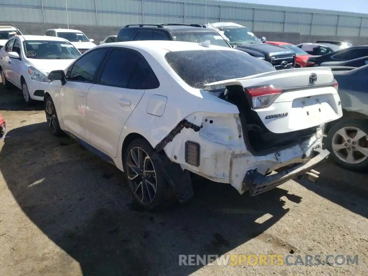 3 Photograph of a damaged car 5YFS4RCE6LP029652 TOYOTA COROLLA 2020