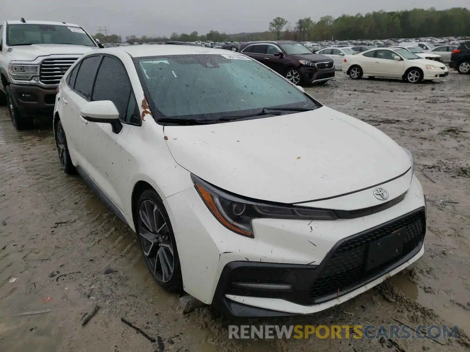 1 Photograph of a damaged car 5YFS4RCE6LP033801 TOYOTA COROLLA 2020