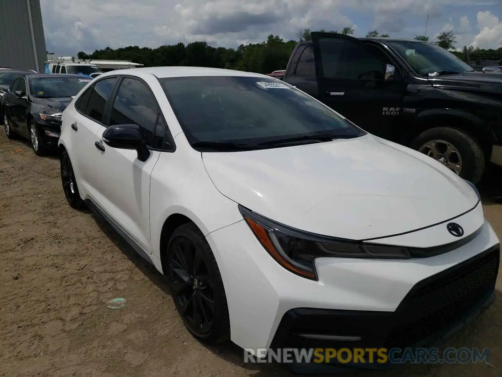 1 Photograph of a damaged car 5YFS4RCE6LP034088 TOYOTA COROLLA 2020