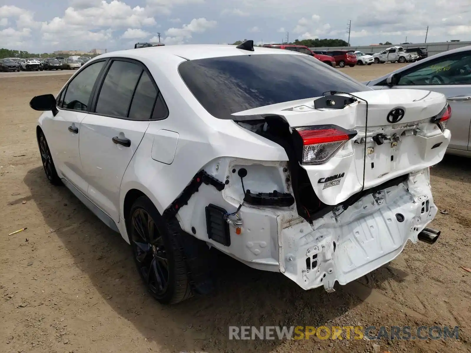 3 Photograph of a damaged car 5YFS4RCE6LP034088 TOYOTA COROLLA 2020