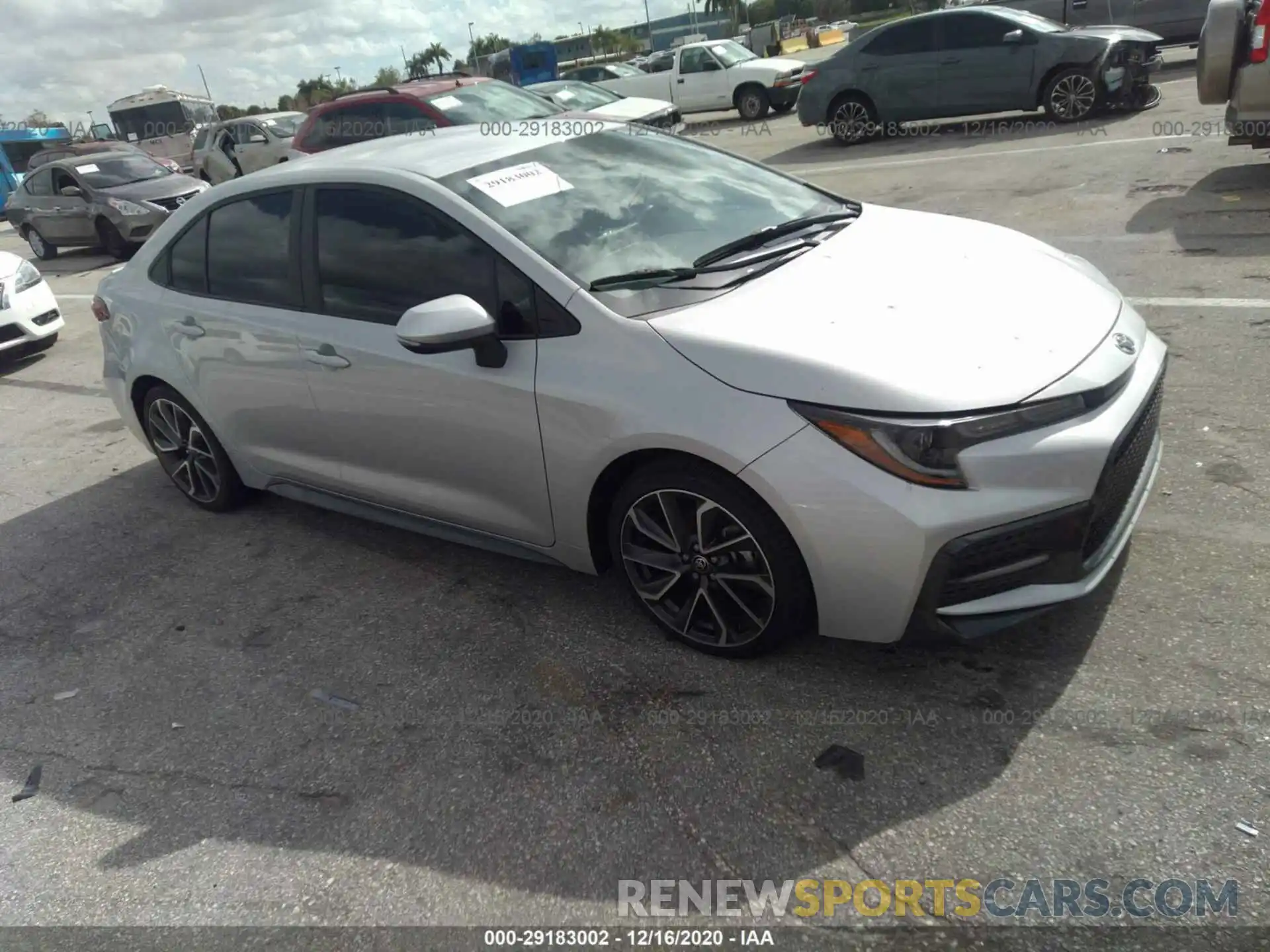 1 Photograph of a damaged car 5YFS4RCE6LP035127 TOYOTA COROLLA 2020