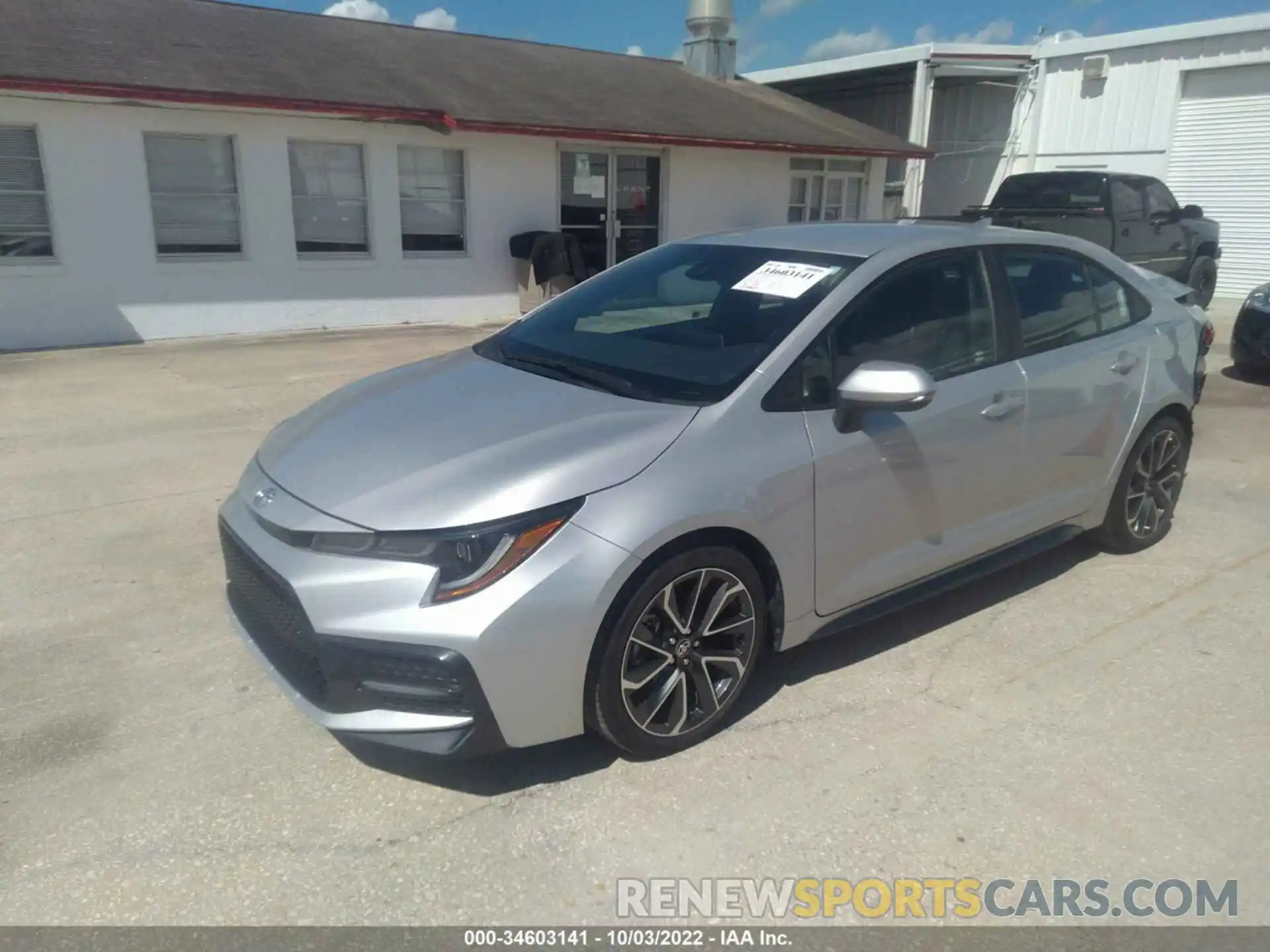 2 Photograph of a damaged car 5YFS4RCE6LP036665 TOYOTA COROLLA 2020