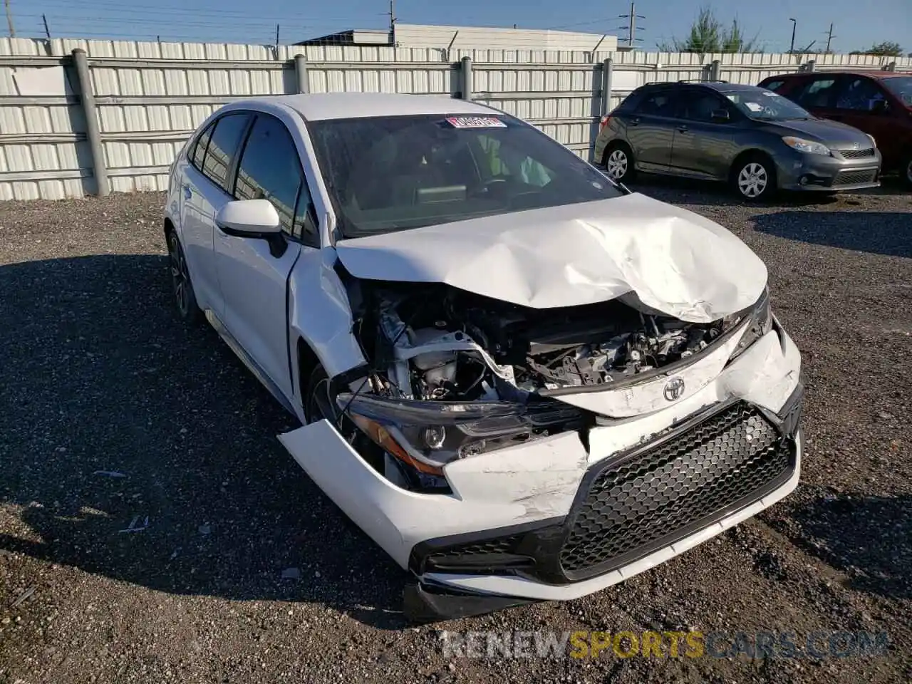 1 Photograph of a damaged car 5YFS4RCE6LP037556 TOYOTA COROLLA 2020