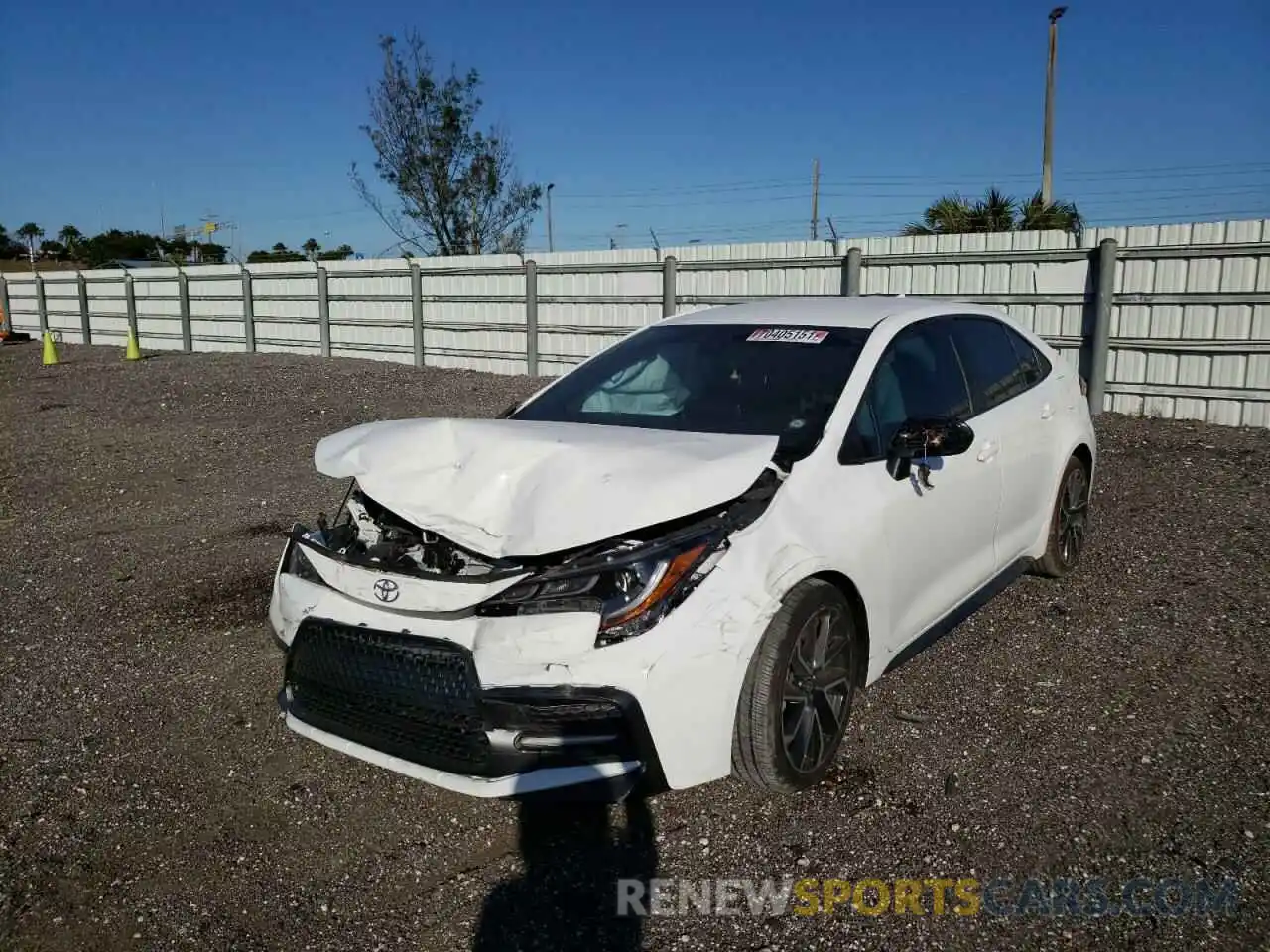 2 Photograph of a damaged car 5YFS4RCE6LP037556 TOYOTA COROLLA 2020