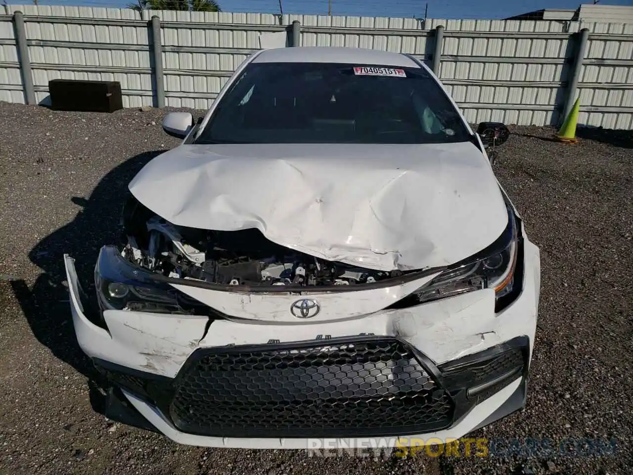 9 Photograph of a damaged car 5YFS4RCE6LP037556 TOYOTA COROLLA 2020