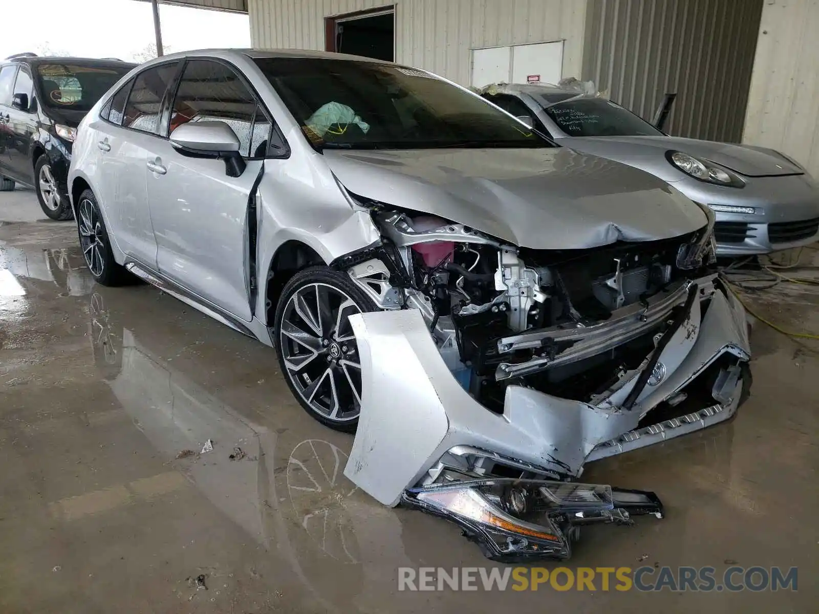 1 Photograph of a damaged car 5YFS4RCE6LP037721 TOYOTA COROLLA 2020